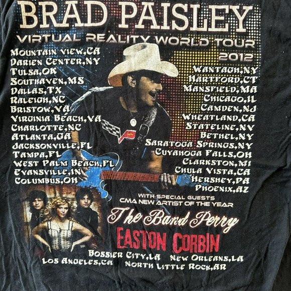 Brad Paisley 2012 Tour Shirt Size M - Picture 2 of 2